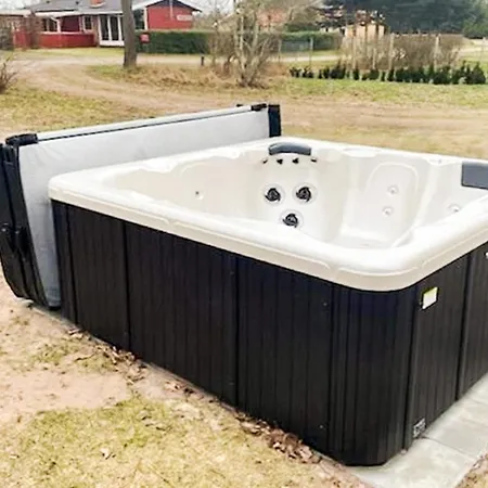 8 Person In Skjern-by Traum Casa de Férias